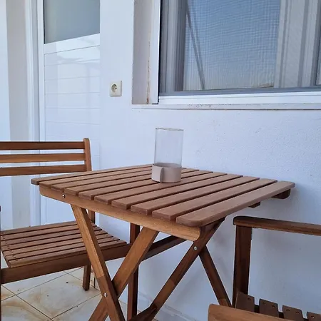 Apartment At Sea - Nova