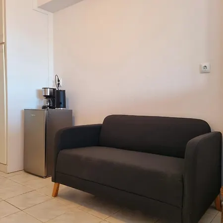Apartment At Sea - Nova